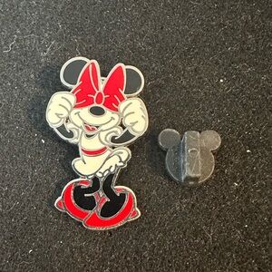 Disney Collectible Pin Minnie Mouse - Rocking the Dots - #126171 - 2017